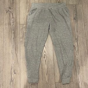 Grey Joggers !